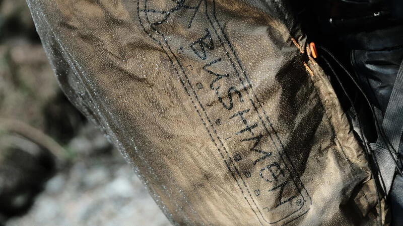 Bushmen B-COVER™ Housse De Sangle/Sac à Dos - Large 6 Bushmen B-COVER™ Housse De Sangle/Sac à Dos - Large – Image 6